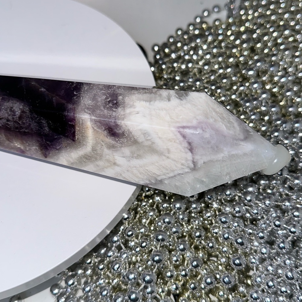 SOLD! Chevron Amethyst Wand - 13 1/8 inches - CHAMYWND1318-001 - Picture 4 of 8